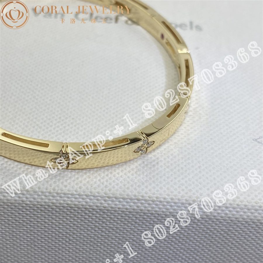 Roberto Coin Love in Verona Yellow Gold Bracelet with Diamonds