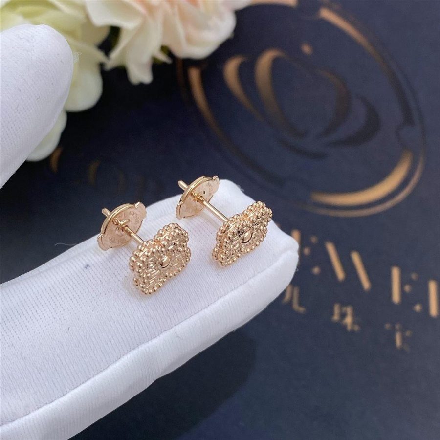 Van Cleef & Arpels Sweet Alhambra Earstuds Rose Gold VCARO8DB00