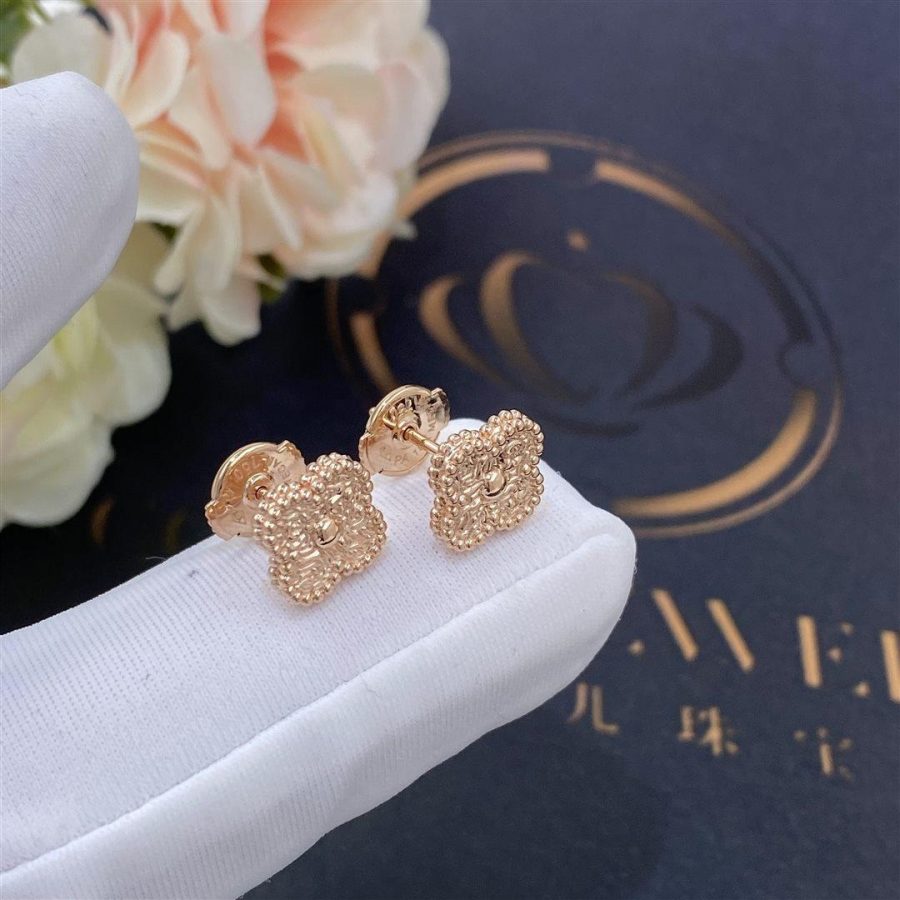 Van Cleef & Arpels Sweet Alhambra Earstuds Rose Gold VCARO8DB00