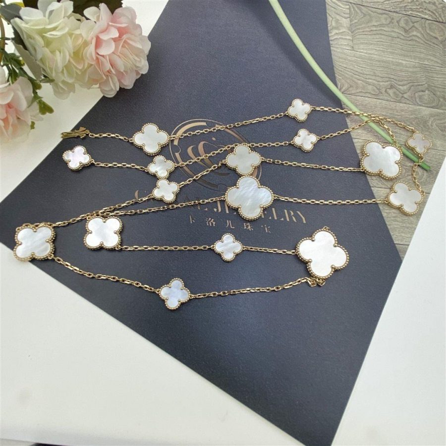 Van Cleef & Arpels Magic Alhambra Long Necklace, 16 Motifs Yellow Gold, Mother-of-pearl VCARD79300