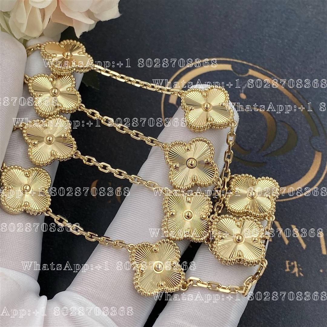 Van Cleef & Arpels Vintage Alhambra Necklace, 10 Motifs Yellow Gold VCARP3JJ00