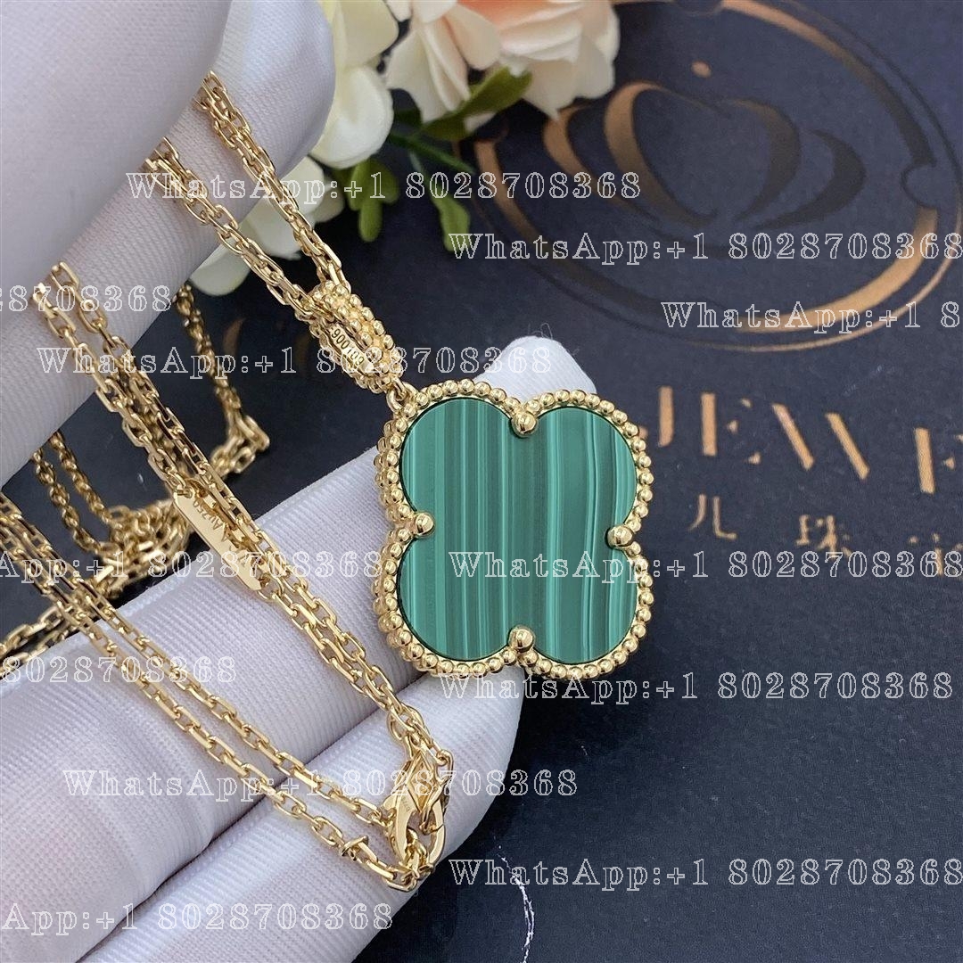 Van Cleef & Arpels Magic Alhambra long necklace, 1 motif Yellow gold, Malachite VCARO3MG00