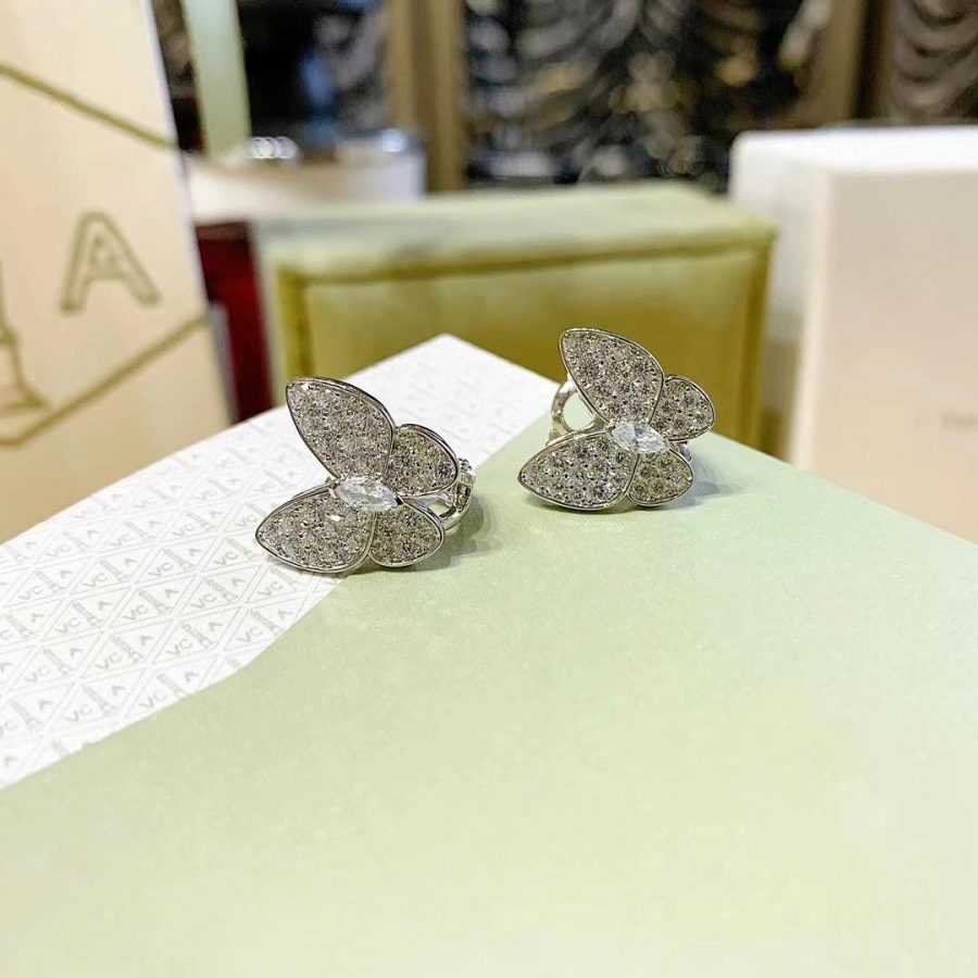 Van Cleef & Arpels Two Butterfly earrings White gold, Diamond VCARB82900