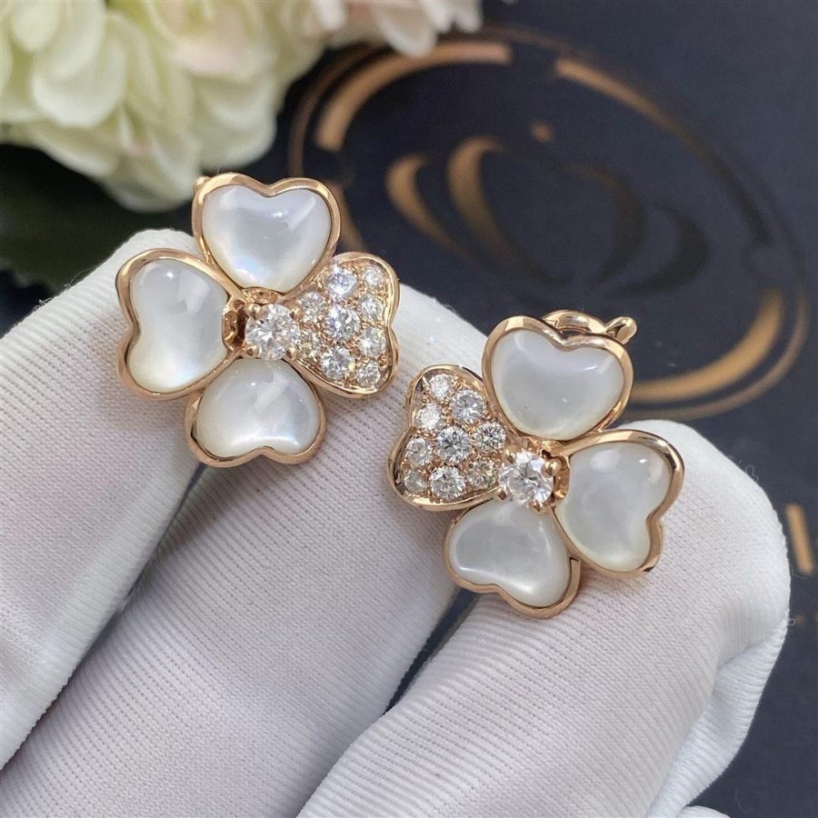 Van Cleef & Arpels Cosmos earrings, small model Rose gold, Diamond, Mother-of-pearl VCARO5BX00