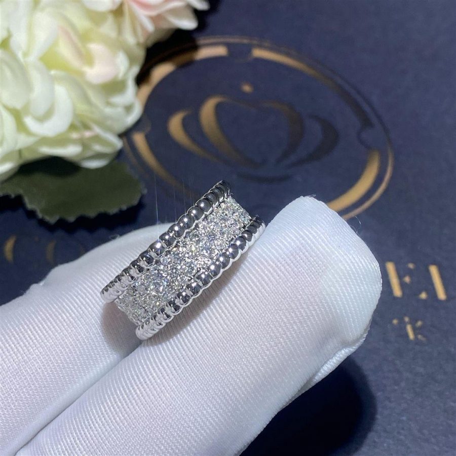 Van Cleef & Arpels Perlée diamonds ring, 3 rows White gold, Diamond VCARN9Q000