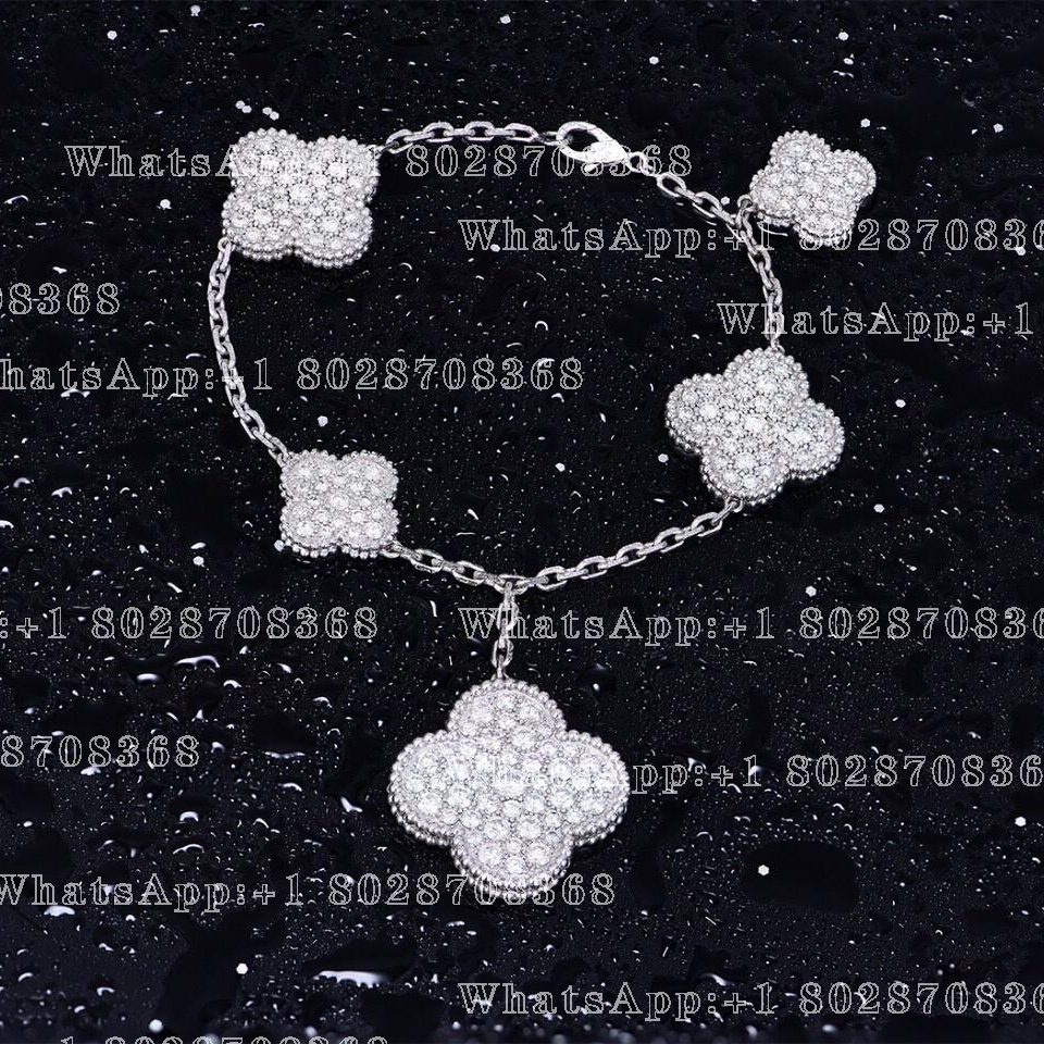 Van Cleef & Arpels Magic Alhambra bracelet, 5 motifs White gold, Diamond VCARN9MQ00