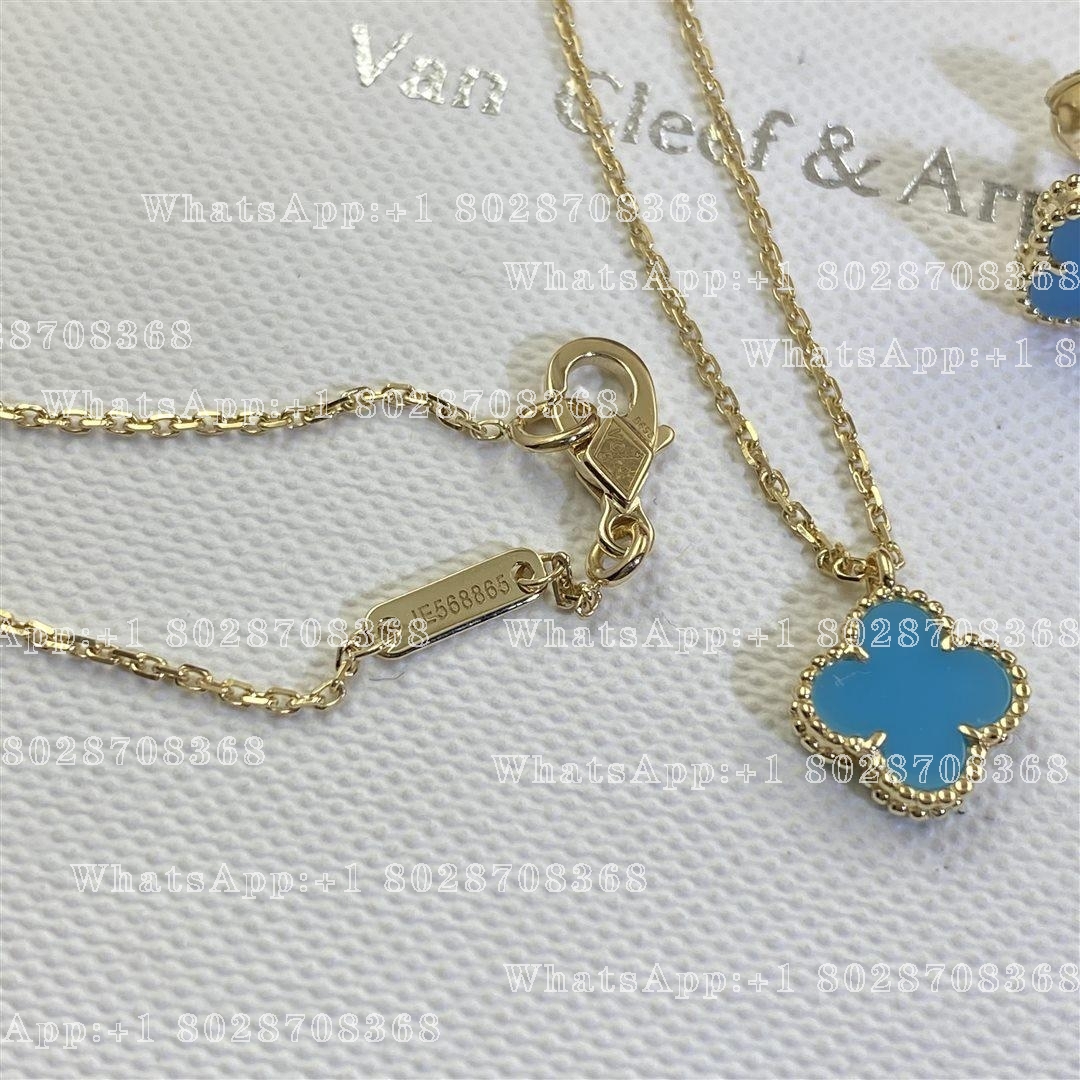 Van Cleef & Arpels Sweet Alhambra pendant Yellow gold, Turquoise