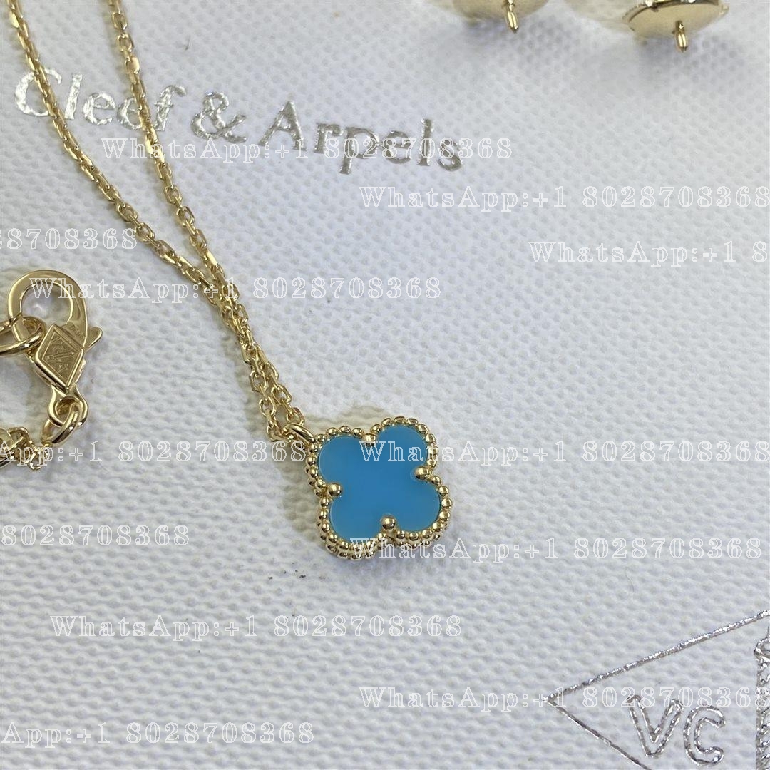 Van Cleef & Arpels Sweet Alhambra pendant Yellow gold, Turquoise