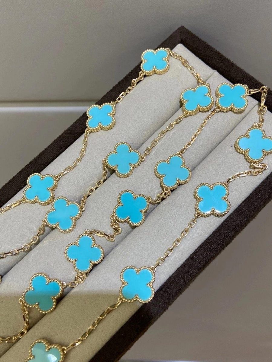 Van Cleef & Arpels Vintage Alhambra long necklace, 20 motifs Yellow gold, Turquoise