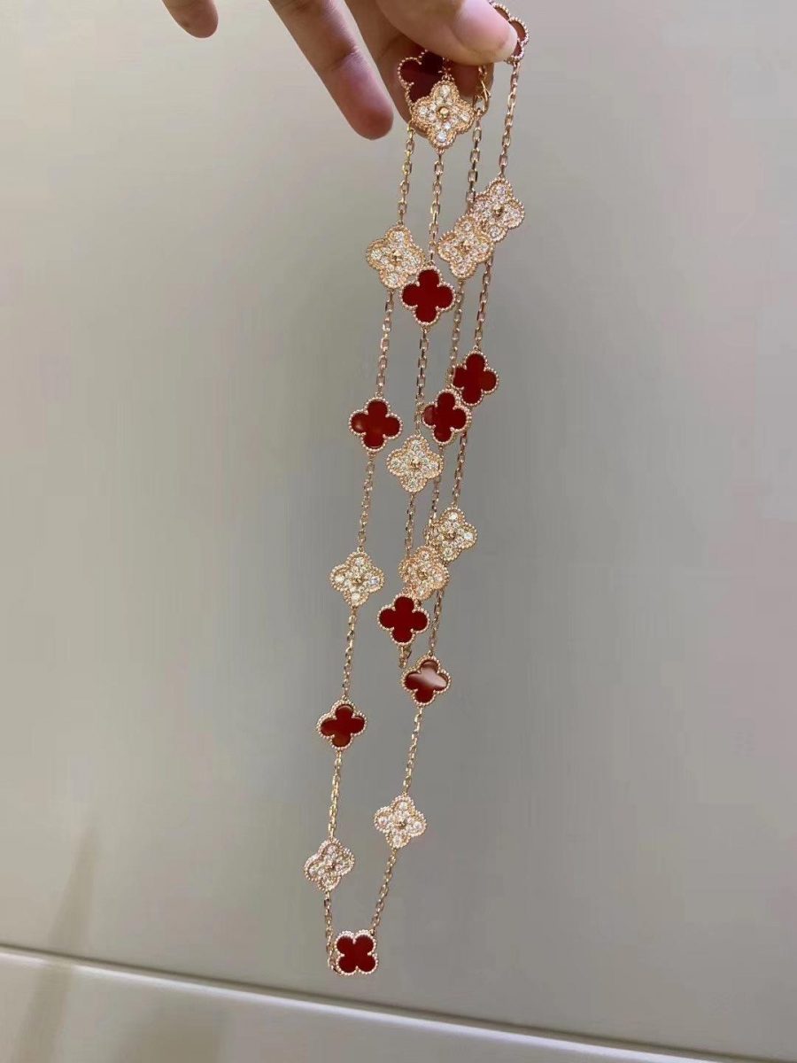 van-cleef-arpels-vintage-alhambra-long-necklace-20-motifs-yellow-gold-diamond-mother-of-pearl-carnelian