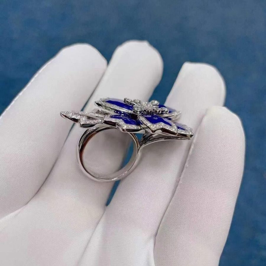 Van Cleef & Arpels Hellébore Between the Finger™ Ring White gold, Diamond, Lapis lazuli VCARP7EO00