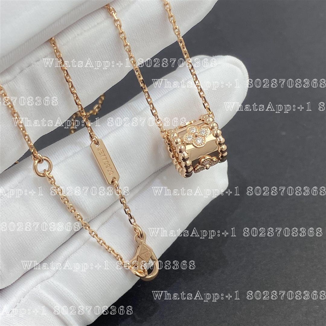 Van Cleef & Arpels Perlée clovers pendant Rose gold, Diamond VCARO2EE00