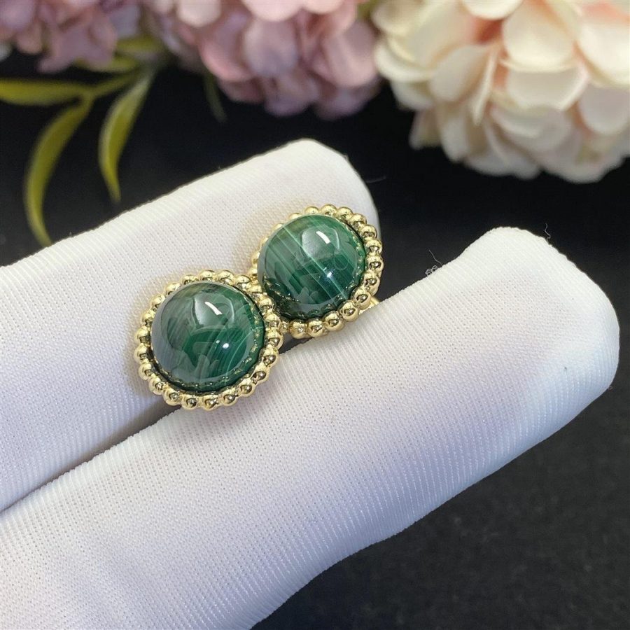 Van Cleef & Arpels Perlée couleurs earrings Yellow gold, Malachite VCARP4DS00