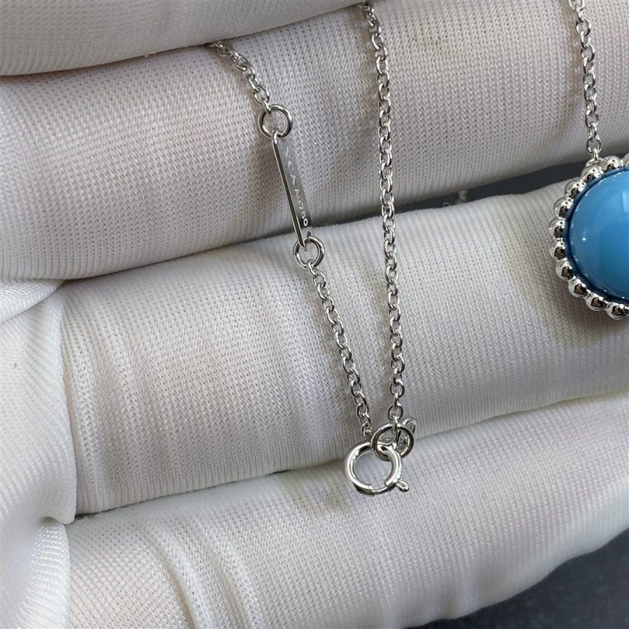 Perlée couleurs pendant, white gold, turquoise