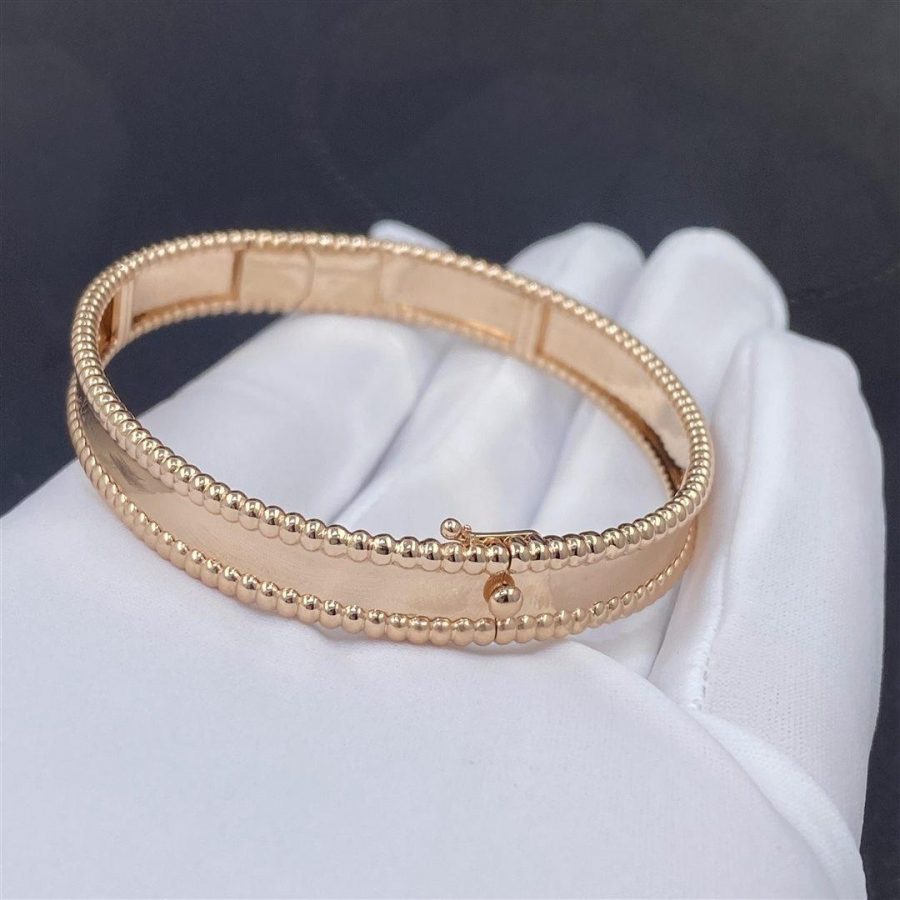 Van Cleef & Arpels Perlée signature bracelet, Rose gold VCARP3K700