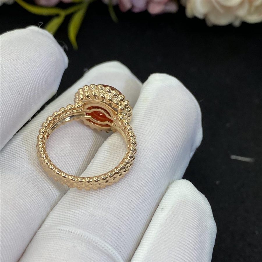 Van Cleef & Arpels Perlée couleurs ring Rose gold, Carnelian VCARP4DR00