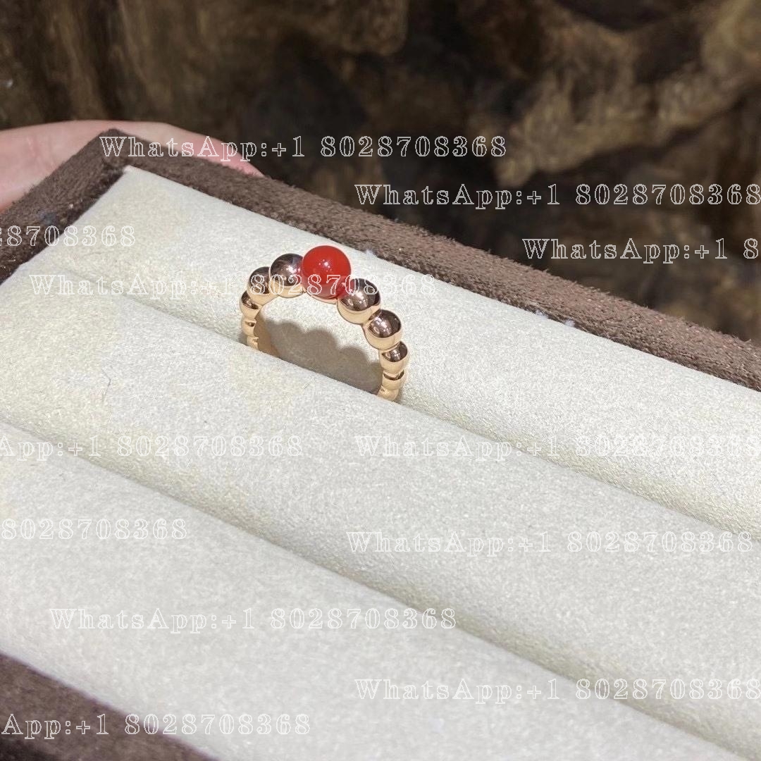 Van Cleef & Arpels Perlée couleurs variation ring Rose gold, Carnelian VCARO63F00