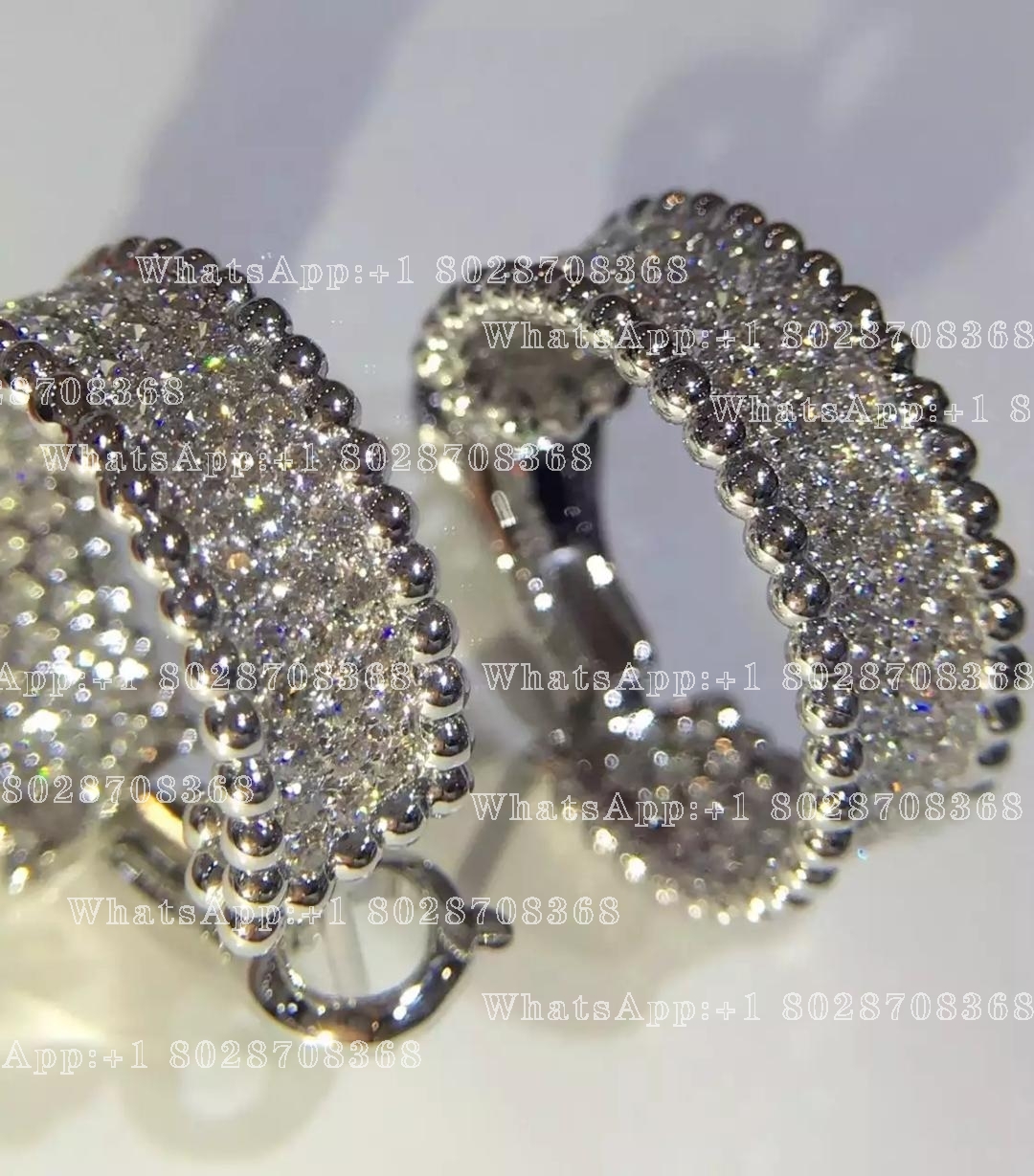 Van Cleef & Arpels Perlée Diamonds hoop earrings 3 rows, White gold, Diamond VCARO2IY00