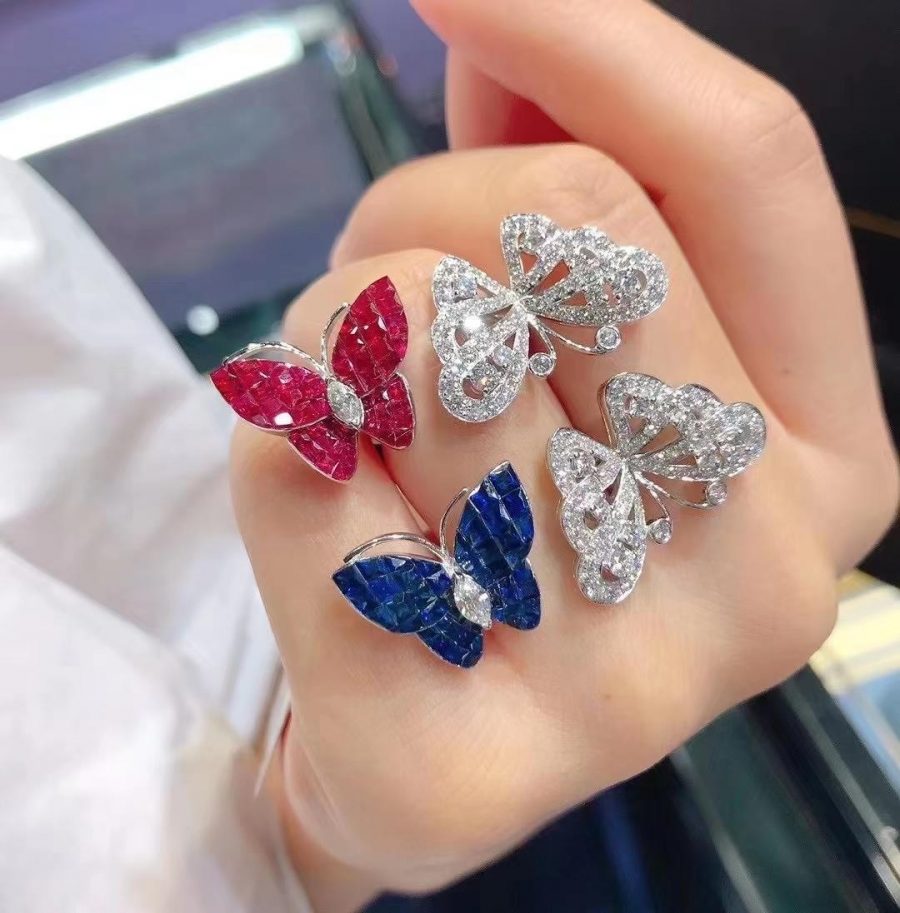 Van Cleef & Arpels Flying Butterfly between the finger ring Mystery-Set Ruby Two Flying Butterfly VCARF27100