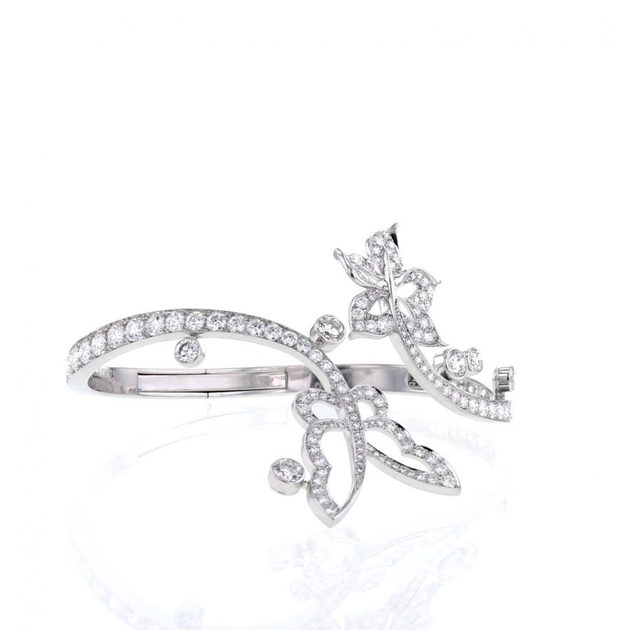 Van Cleef & Arpels Flying Butterfly Hinged Bracelet in white gold and diamonds