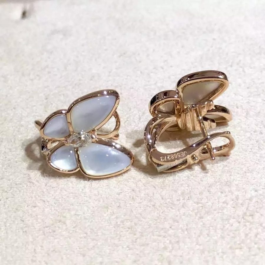 Van Cleef & Arpels Two Butterfly earrings Rose gold, Diamond, Mother-of-pearl VCARO8FN00