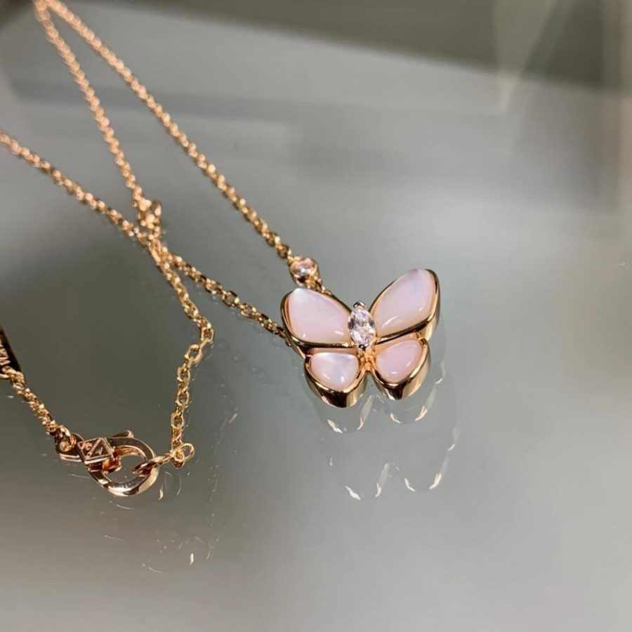 Van Cleef & Arpels Two Butterfly pendant Rose gold, Diamond, Mother-of-pearl VCARO8FO00