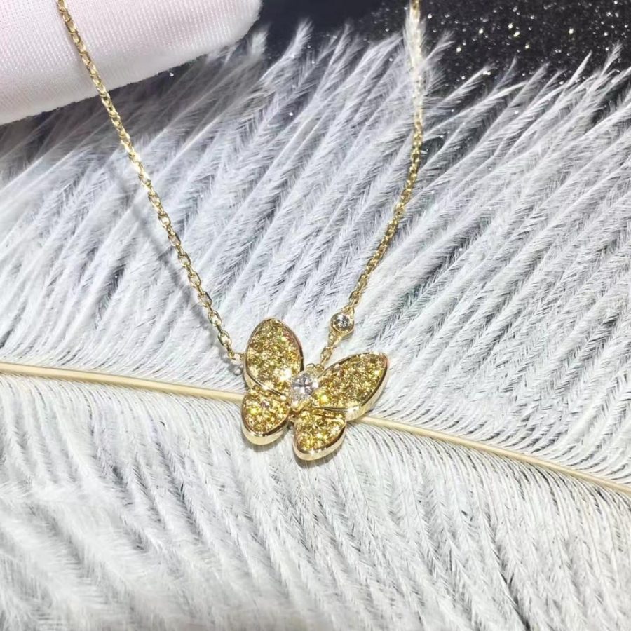 Van Cleef & Arpels Two Butterfly pendant Yellow gold, Diamond, Sapphire VCARO3M300