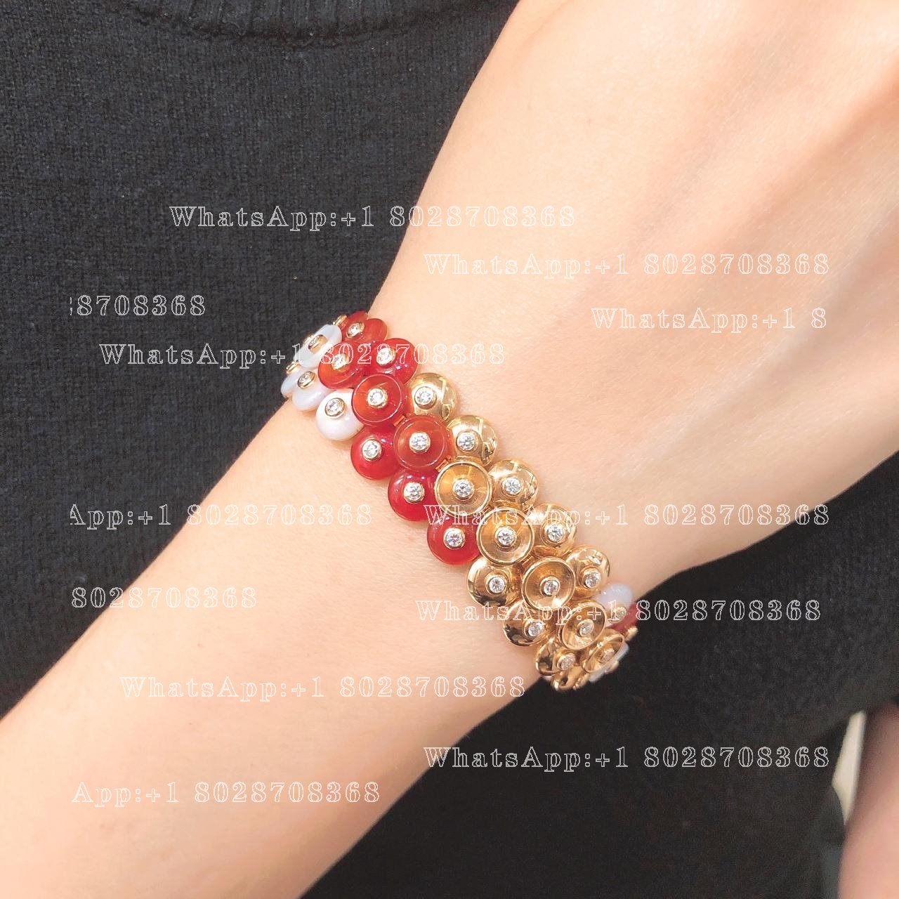 Van Cleef & Arpels Bouton d'or bracelet, Rose gold, Carnelian, Diamond, Mother-of-pearl VCARP09I00