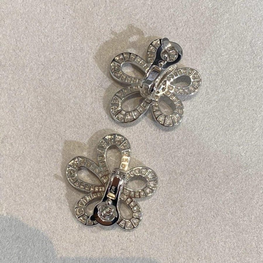 Van Cleef & Arpels Flowerlace earrings White gold, Diamond VCARP05100