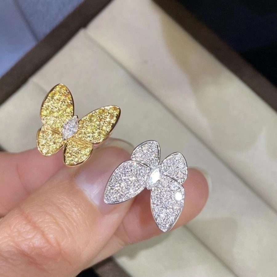 Van Cleef & Arpels Two Butterfly Between the Finger ring White gold, Diamond, Sapphire VCARA13600