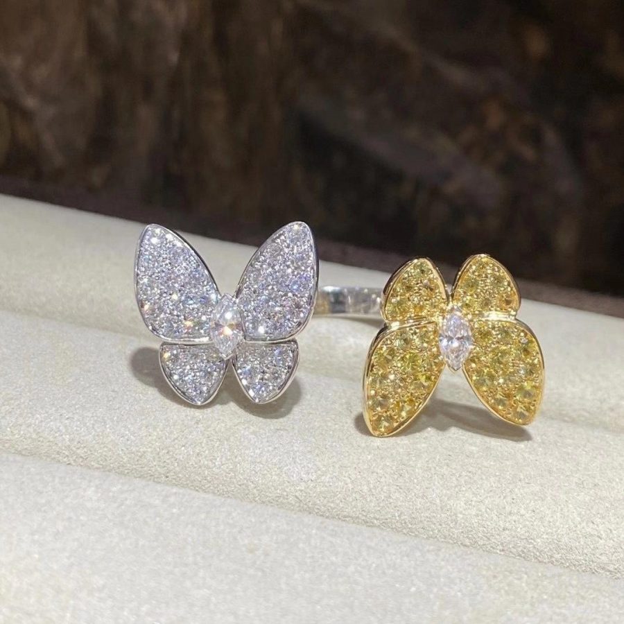 Van Cleef & Arpels Two Butterfly Between the Finger ring White gold, Diamond, Sapphire VCARA13600