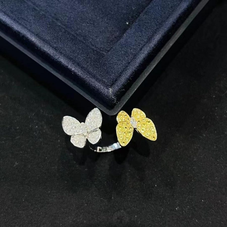 Van Cleef & Arpels Two Butterfly Between the Finger ring White gold, Diamond, Sapphire VCARA13600