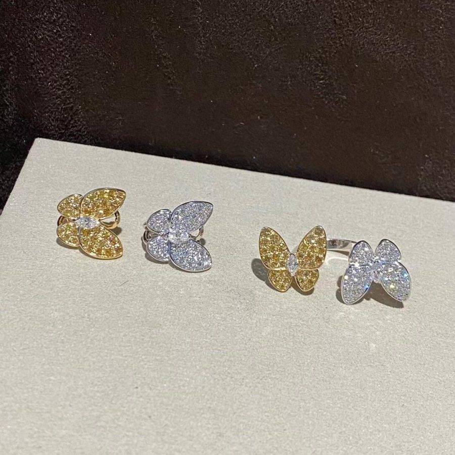 Van Cleef & Arpels Two Butterfly earrings Yellow gold, Diamond, Sapphire VCARB15100