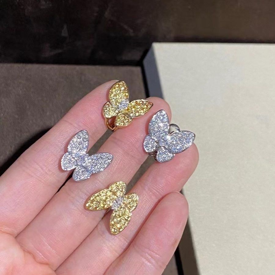 Van Cleef & Arpels Two Butterfly earrings Yellow gold, Diamond, Sapphire VCARB15100