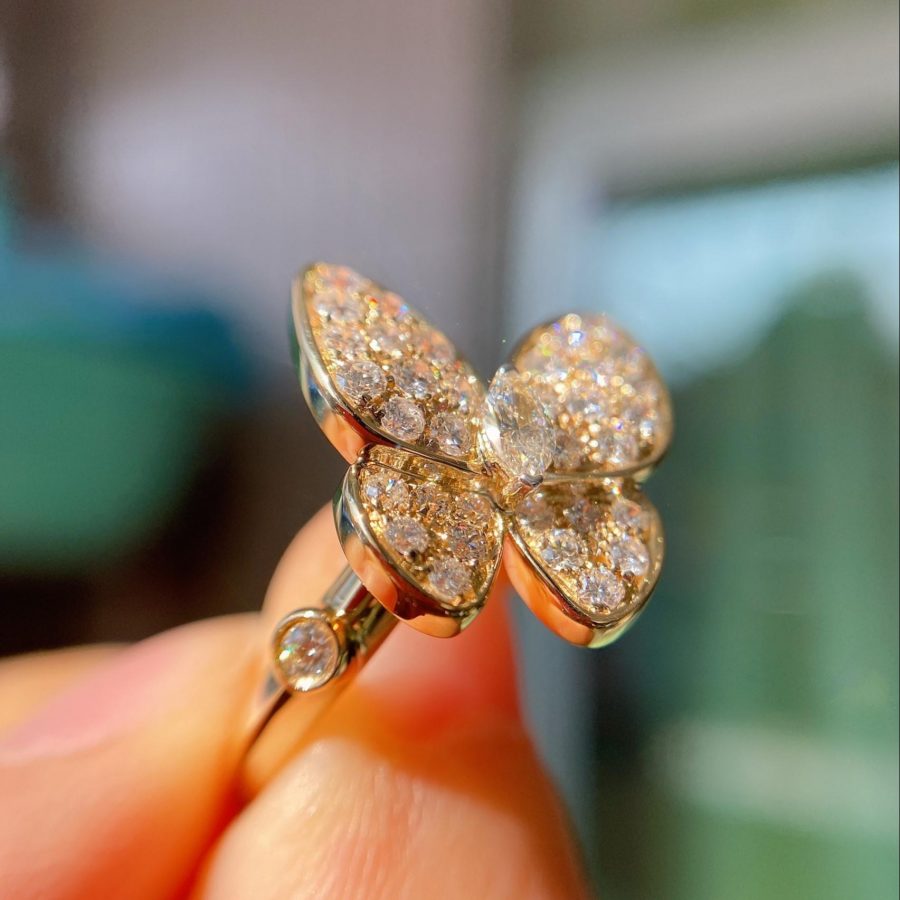 Van Cleef & Arpels Two Butterfly ring Yellow gold, Diamond VCARP3DQ00