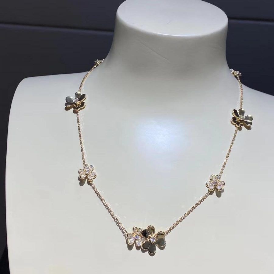 Van Cleef & Arpels Frivole necklace, 9 flowers Yellow gold, Diamond VCARP3W600