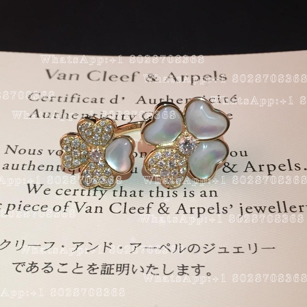 Van Cleef & Arpels Cosmos Between the Finger ring Yellow gold, Diamond, Mother-of-pearl