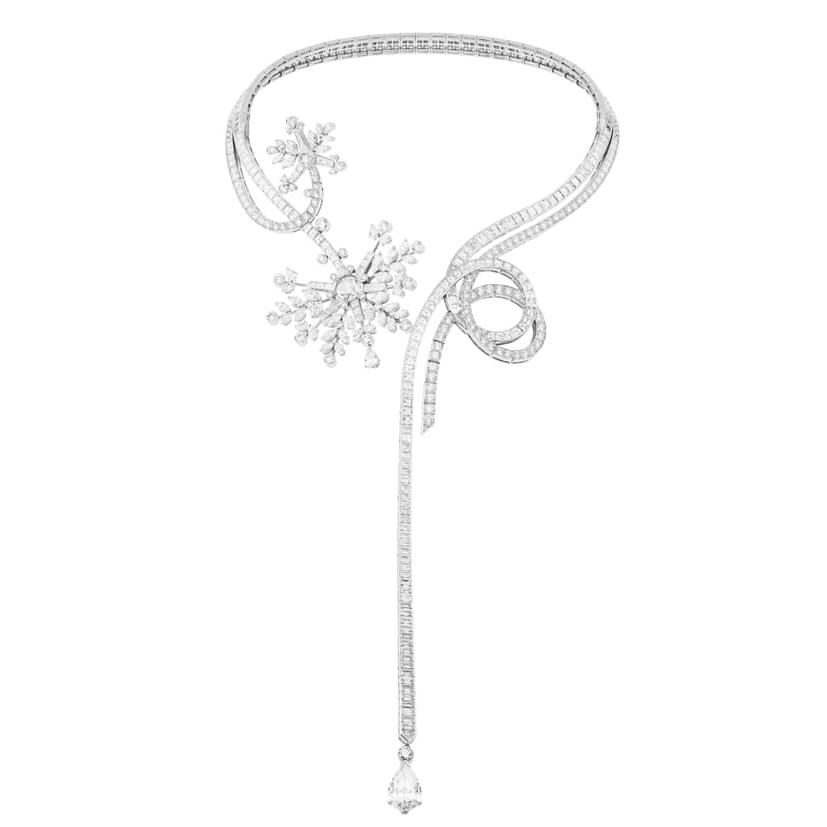 Van Cleef & Arpels Precious Flakes necklace in white gold