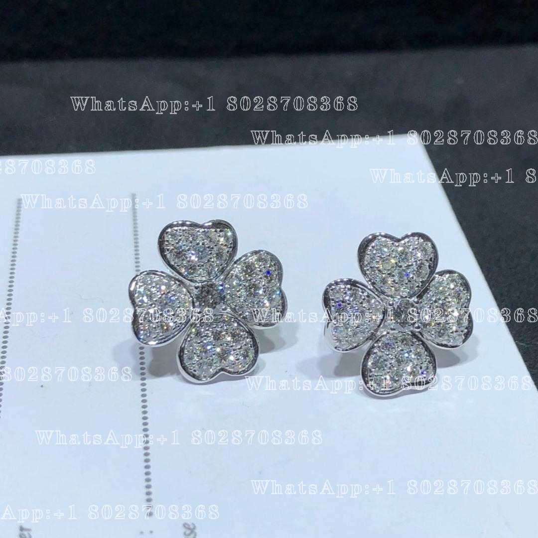 Van Cleef & Arpels Cosmos earrings, medium model White gold, Diamond VCARO68J00