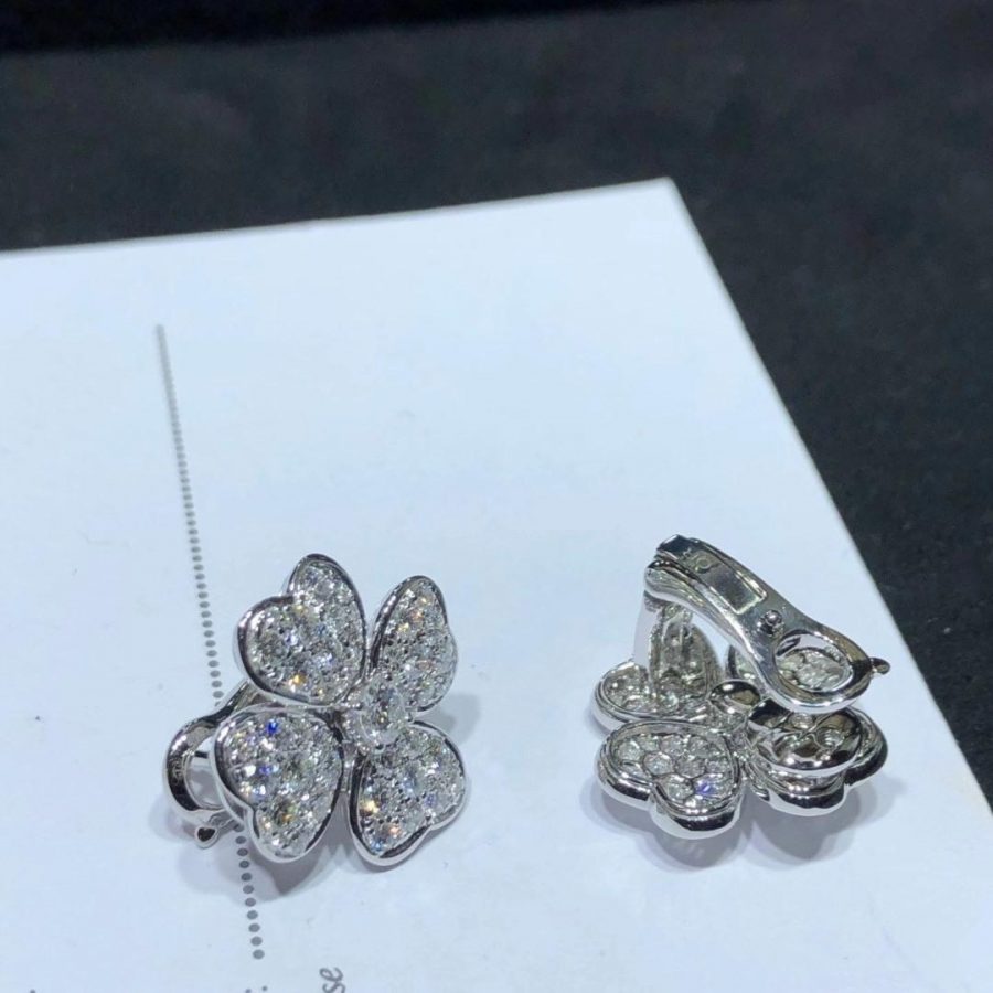 Van Cleef & Arpels Cosmos earrings, medium model White gold, Diamond VCARO68J00