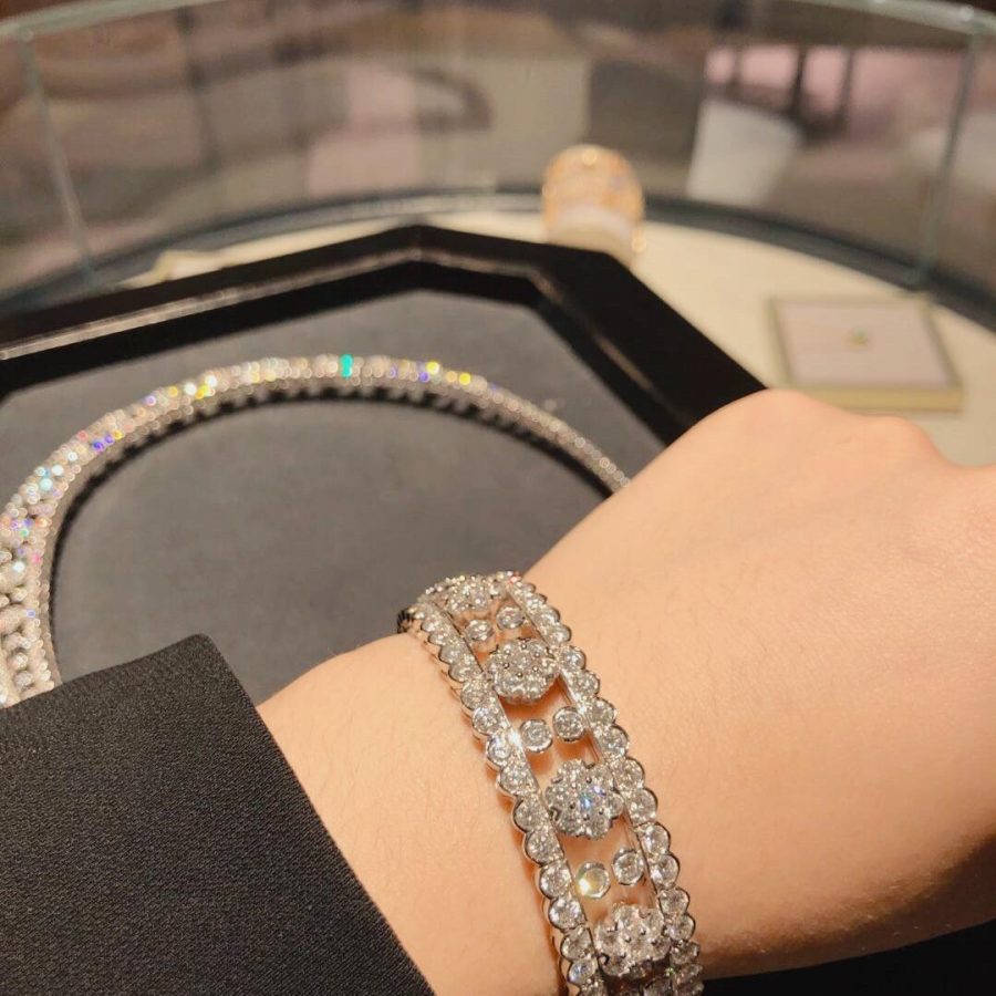 Van Cleef & Arpels Snowflake bracelet Platinum, Diamond VCARO3RH00