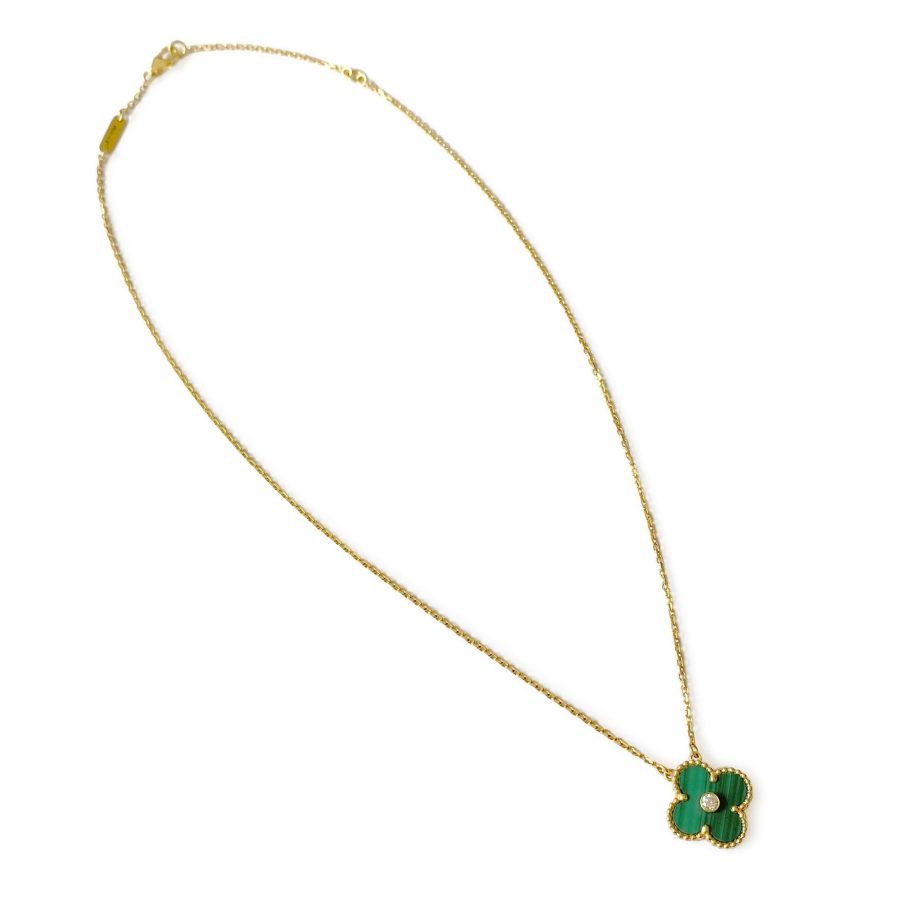 Van Cleef & Arpels Vintage Alhambra 2013 Holiday Necklace Yellow Gold Malachite