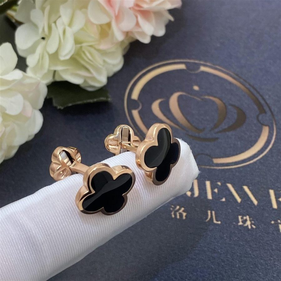 van-cleef-arpels-alhambra-cufflinks-rose-gold-onyx-vcarc95000