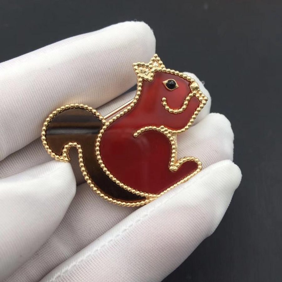 Van Cleef & Arpels Lucky Animals Squirrel clip Rose gold, Carnelian, Onyx, Tiger Eye VCARP2AT00