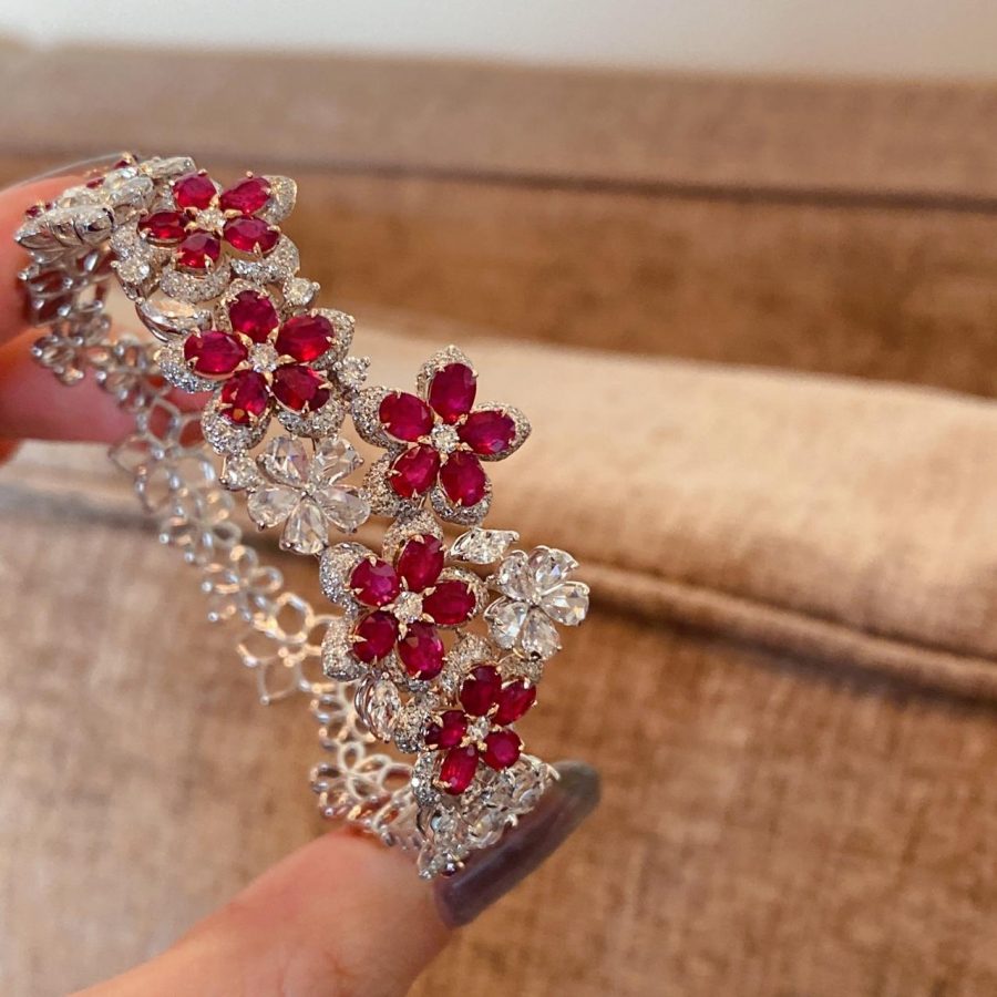 Van Cleef & Arpels Folie des Prés bracelet Rose gold, Diamond, Ruby VCARP47S00