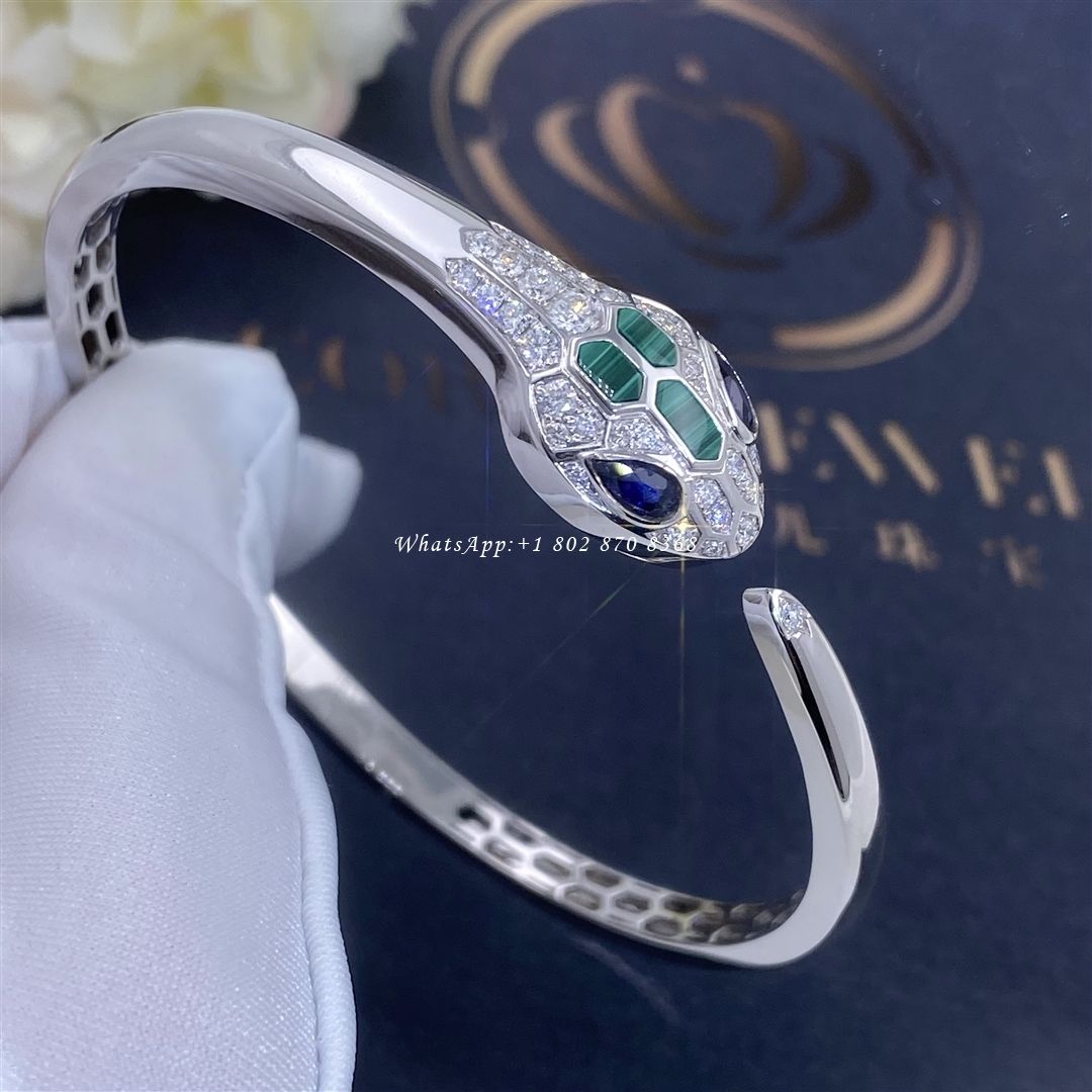 Bulgari Serpenti 18 kt white gold bracelet set with blue sapphire eyes, malachite elements and pavé diamonds