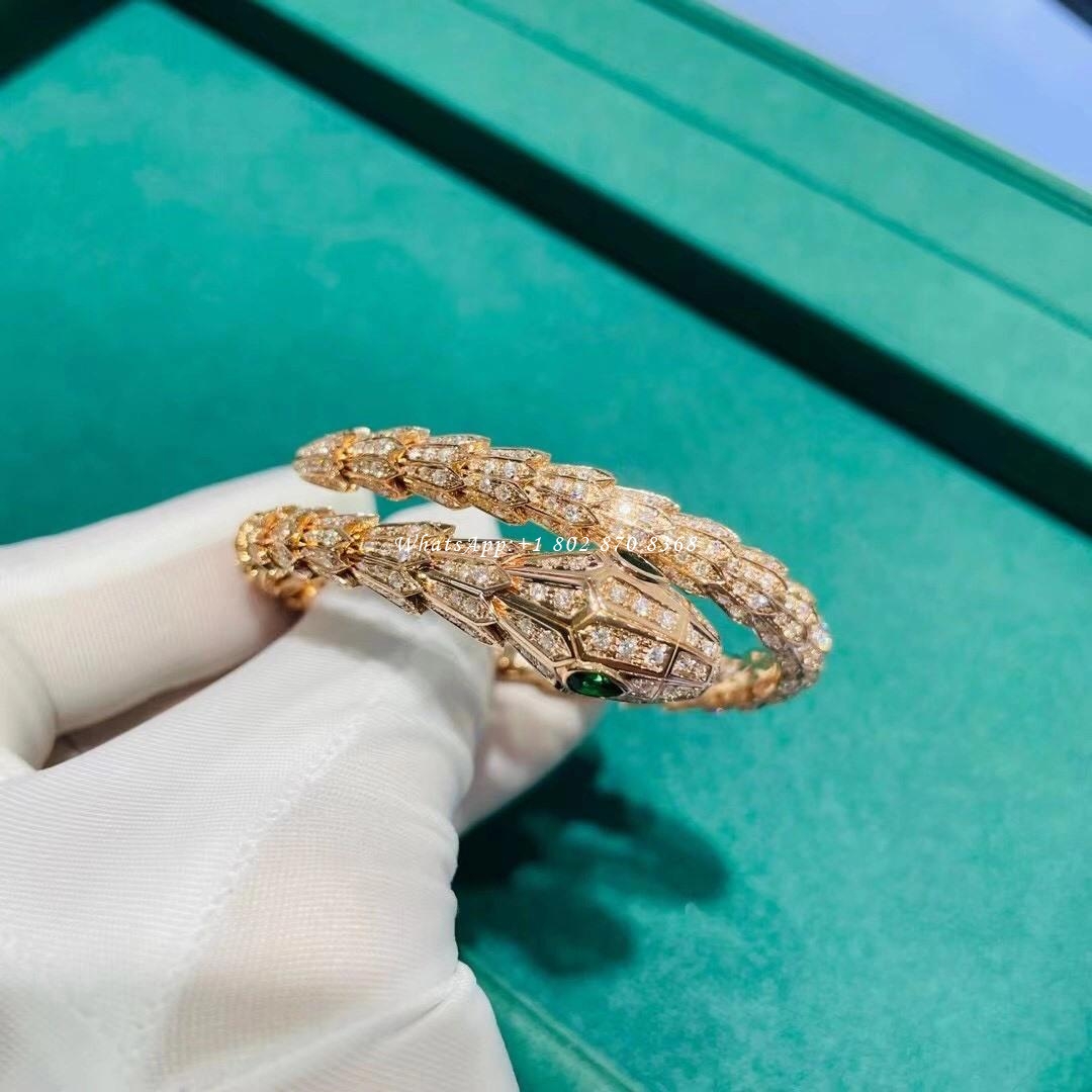 Bulgari Serpenti Diamond Snake Bangle Bracelet set with pavé diamonds in 18kw white gold Ref.: 356904