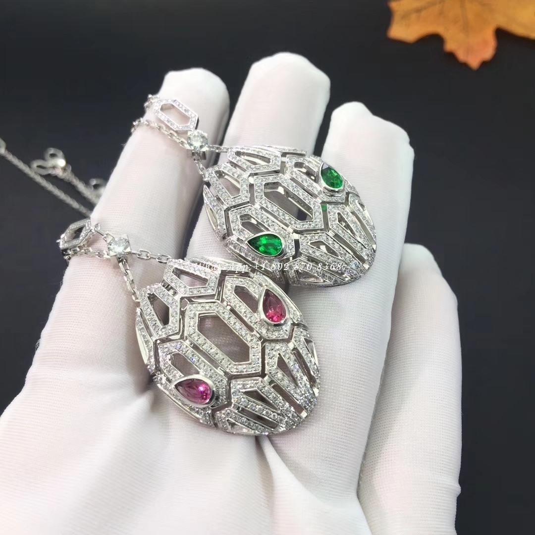 Bulgari Serpenti necklace in 18 kt white gold, set with rubellite eyes and pavé diamonds both on the chain and the pendant