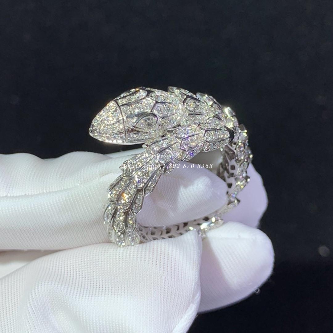 Bulgari Serpenti 18 kt white gold ring set with pavé diamonds