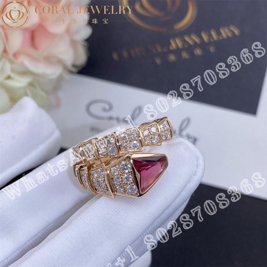 Bulgari Serpenti Viper Ring In 18 Kt Rose Gold Set With Full Pave Diamonds And A Rubellite On The Head Coral (12)